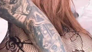 CHICA DE 19 AÑOS MOTOCICLISTA TENIENDO SEXO CON UN CHICO DE INTERNET
